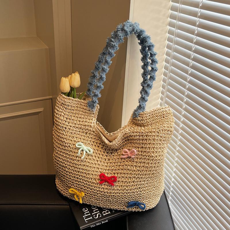 Woven Summer Beach Bag With Butterfly Knot For Casual Day Trips
