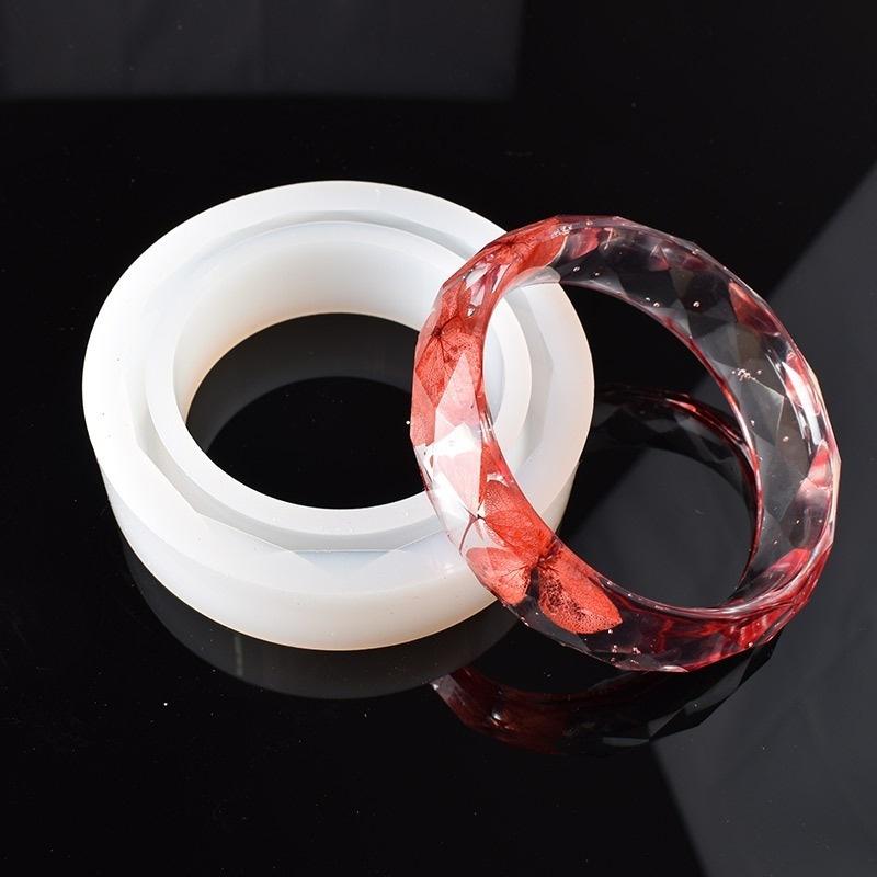 1 Stück DIY Kristall Epoxidform Trockenblume Kristall Armbandform Prismatisches Armbandzubehör