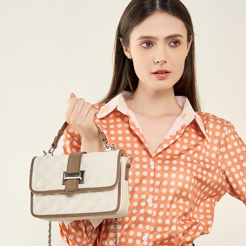 Новая женская сумка через плечо — фото 3