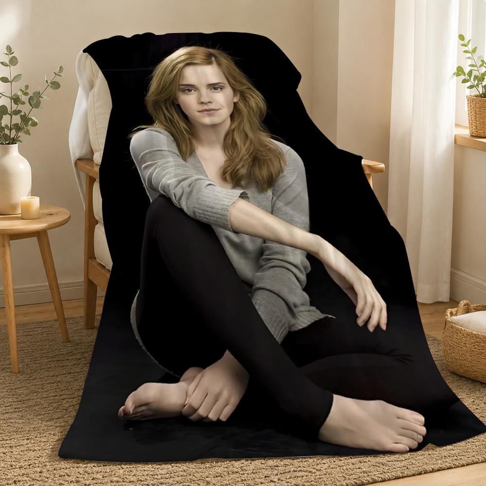 Emma Watson Actress Throw 240g flannel blanket, suitable for sofas, beds, offices,  exquisite gift blankets 75X95CM