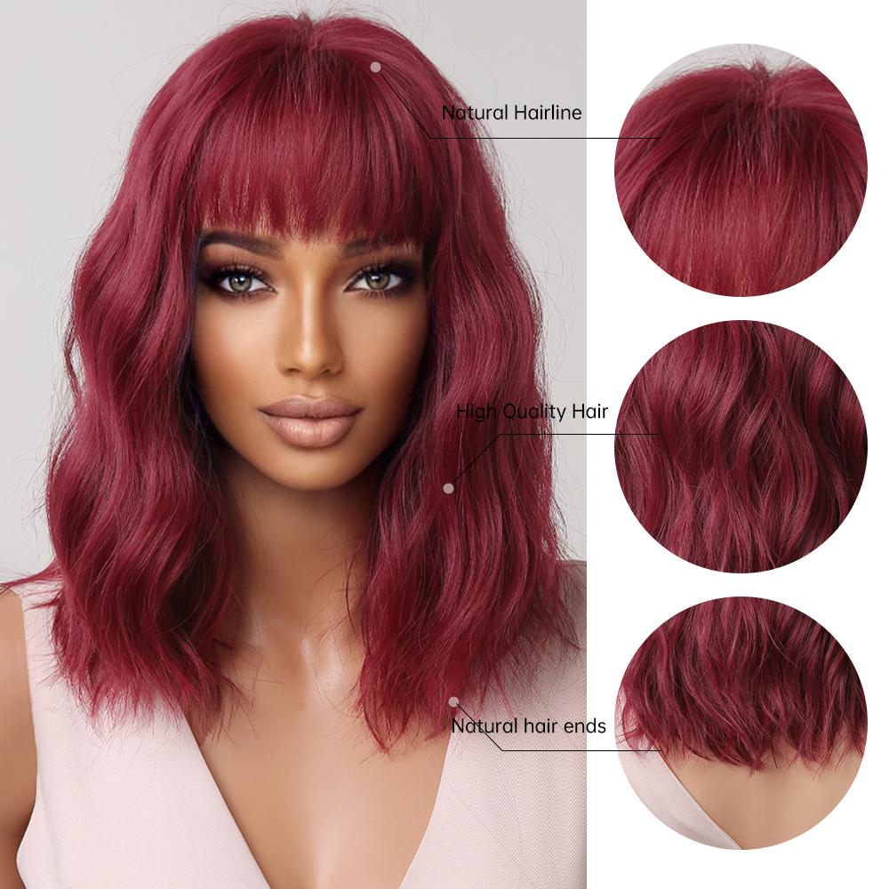 Parrucche Sintetiche Corte Ondulate Rosso Vino con Frangia Parrucche Bob Ondulate Lunghezza Spalla per Donne Nere Costume Cosplay Parrucca Resistente al Calore