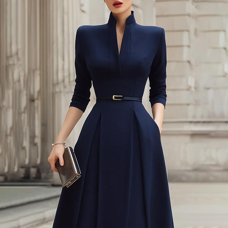 New Autumn Models, European and American Solid Color Waist V-neck Pendulum Long-sleeved Autumn and Winter Dress Women's Clothing