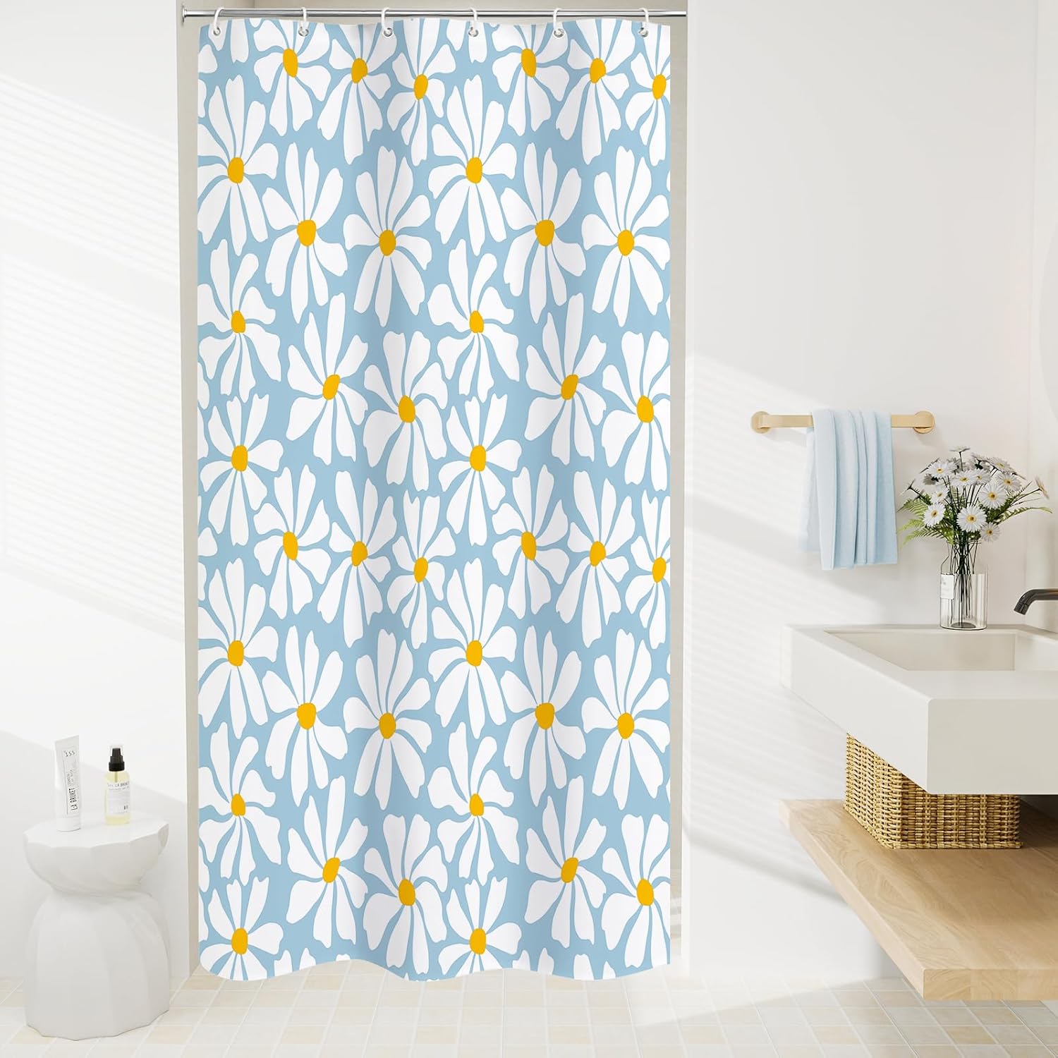 

Green Daisy Floral Shower Curtain, Boho Spring Flower Shower Curtain For Girly Bathroom, Modern Minimalist White Waterproof W60H190(CM)-1 Pcs