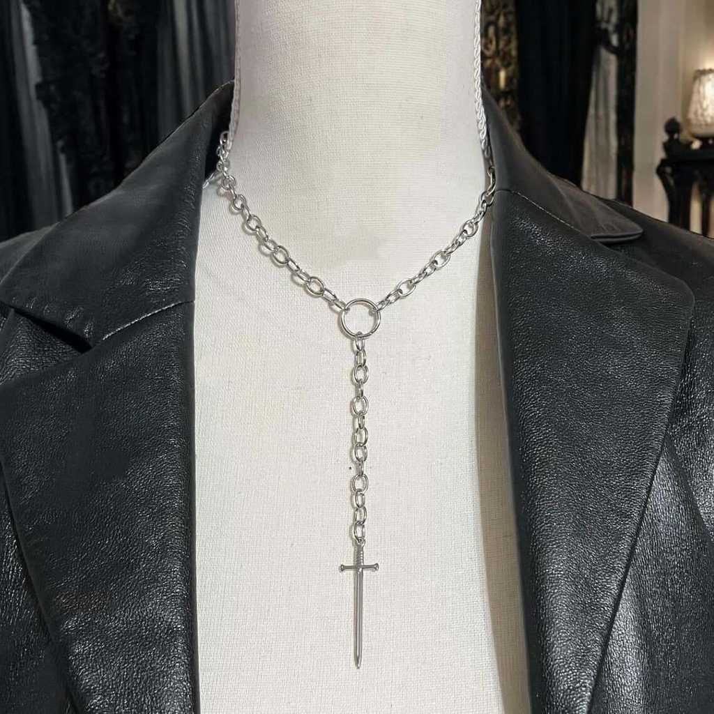 Gothic Dagger Pendant Chain Jewelry For Women With Zinc Alloy Charm