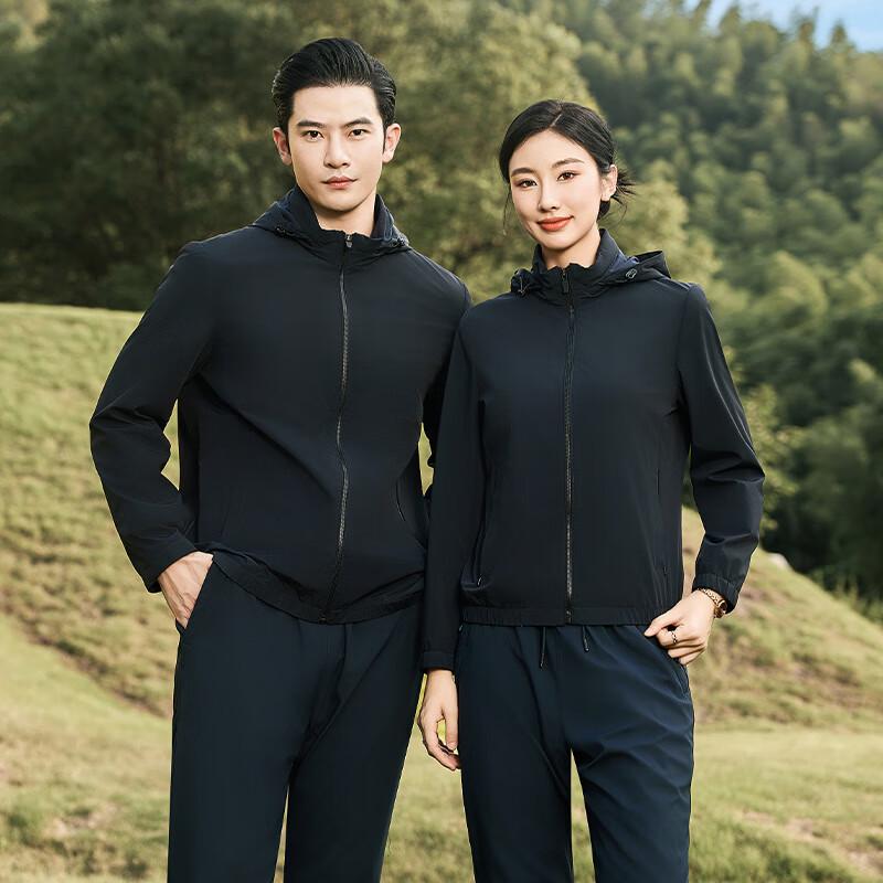 

Куртка Troman унисекс в деловом повседневном стиле на молнии S