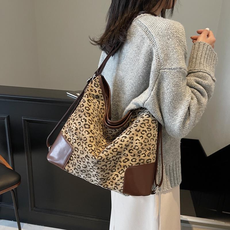2025 Borsa Tote a Tracolla Semplice e alla Moda per Ragazze Carine - Stile Versatile Autunno/Inverno