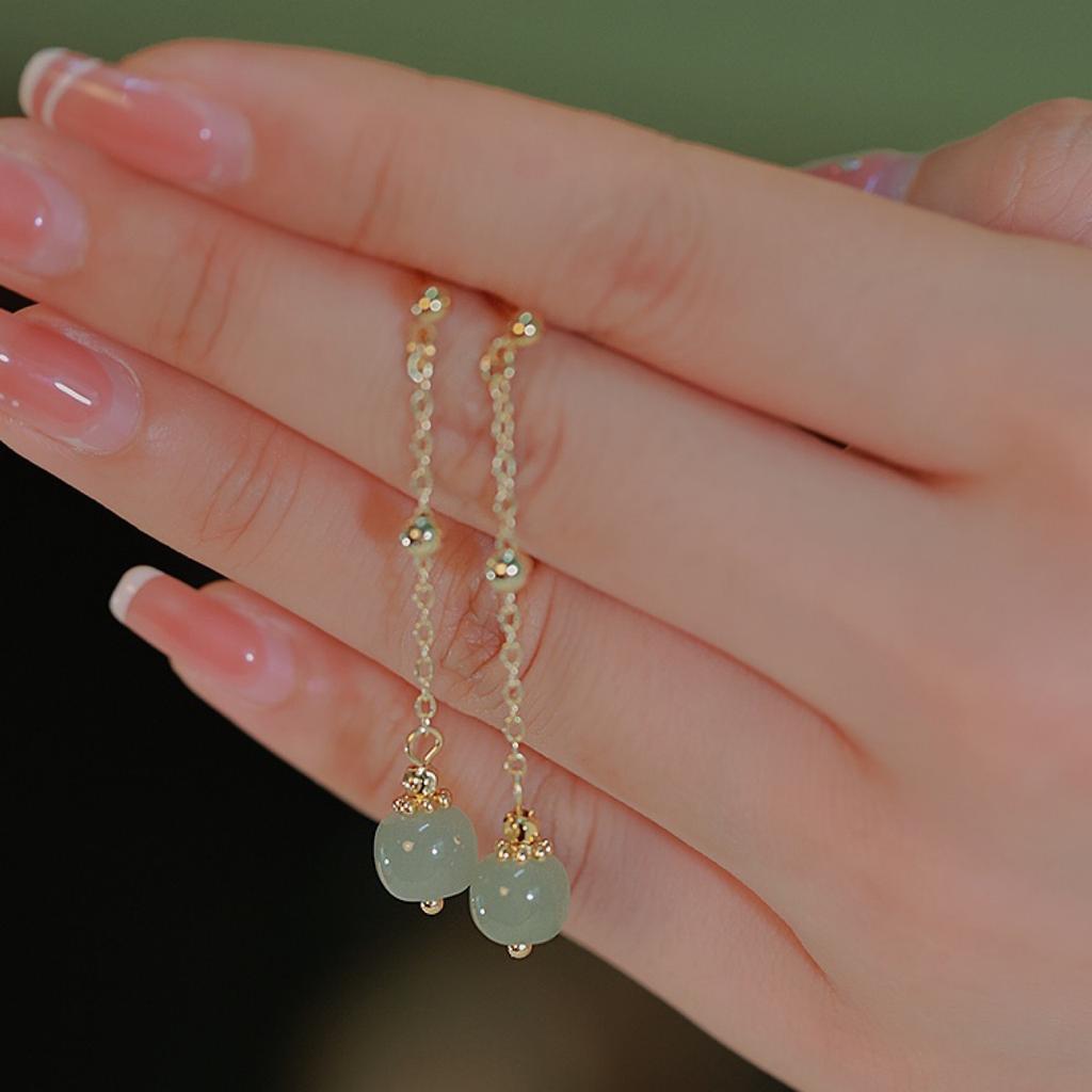 Recommended Jewelry Hetian jade earrings for women, minimalist and gentle, versatile, Japanese design, simple, suitable for best friends