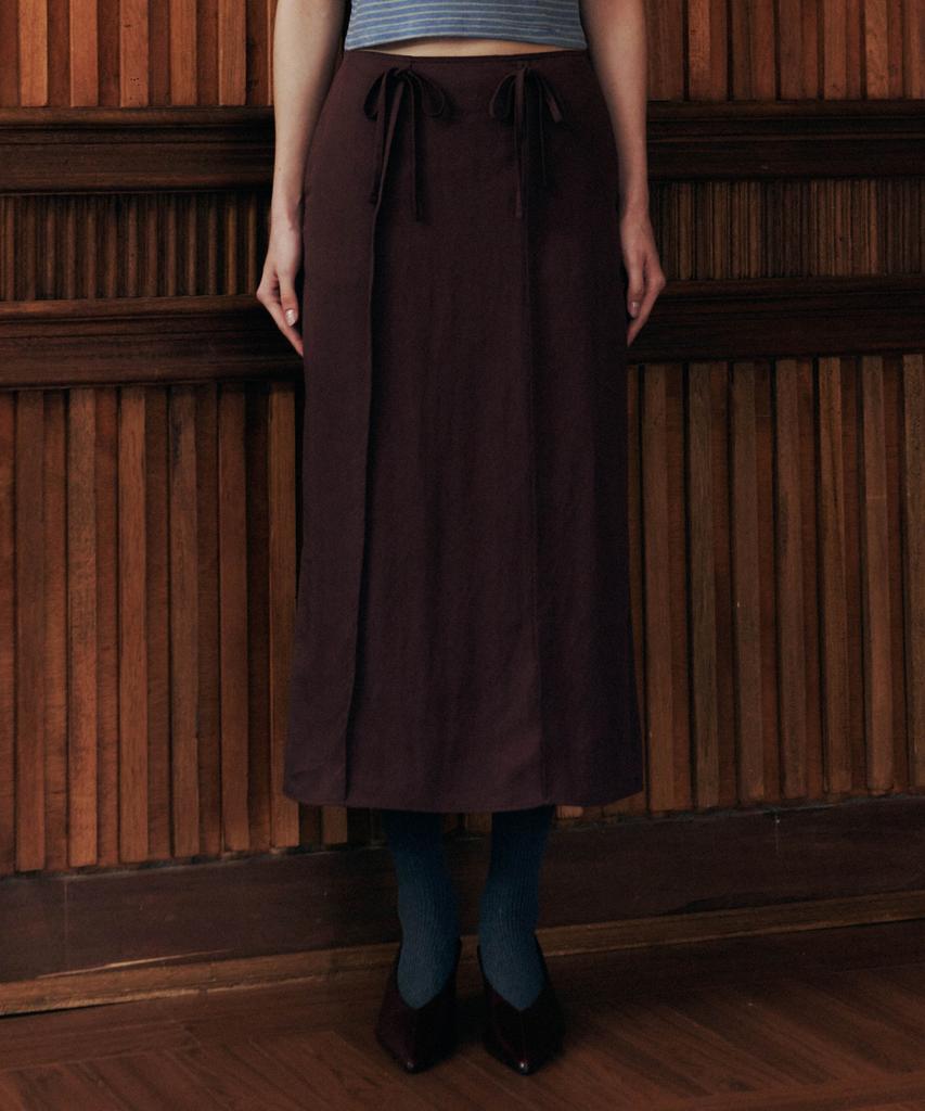 Love Us You Friends Ribbon Skirt (Wine)