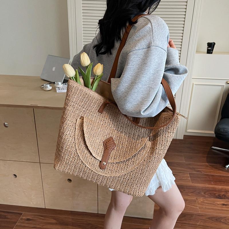 Minimalist Woven Straw Bag For Summer Beach Vacation With Large Capacity For Women
