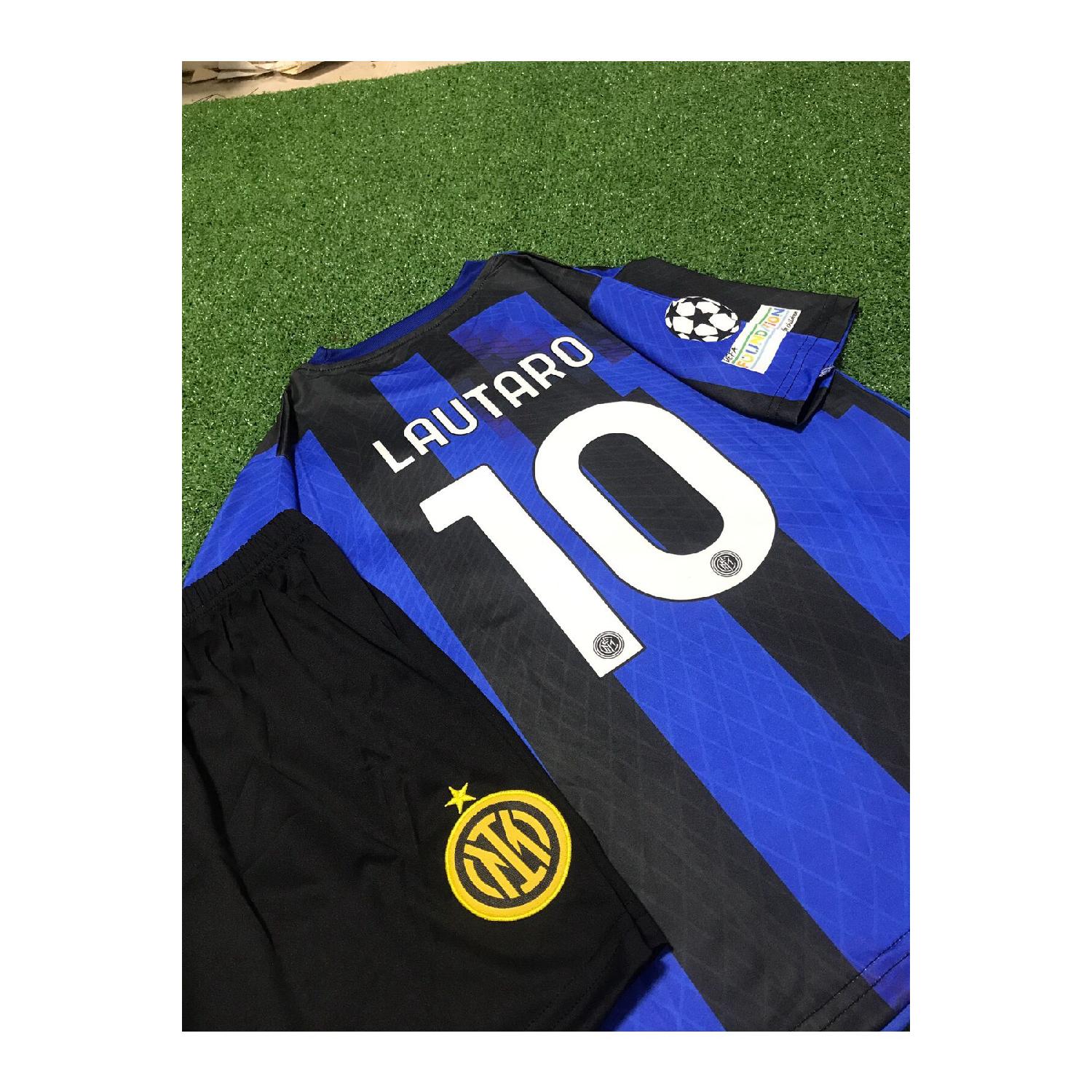 

Детские трикотажные шорты Lautaro Martinez сезона 2023/24, комплект из 3 носков