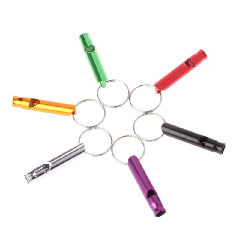 Gwizdek do szkolenia zwierząt Przenośny, wielofunkcyjny gwizdek dla psa i kota ze stopu aluminium, zapobiegający zgubieniu (losowy