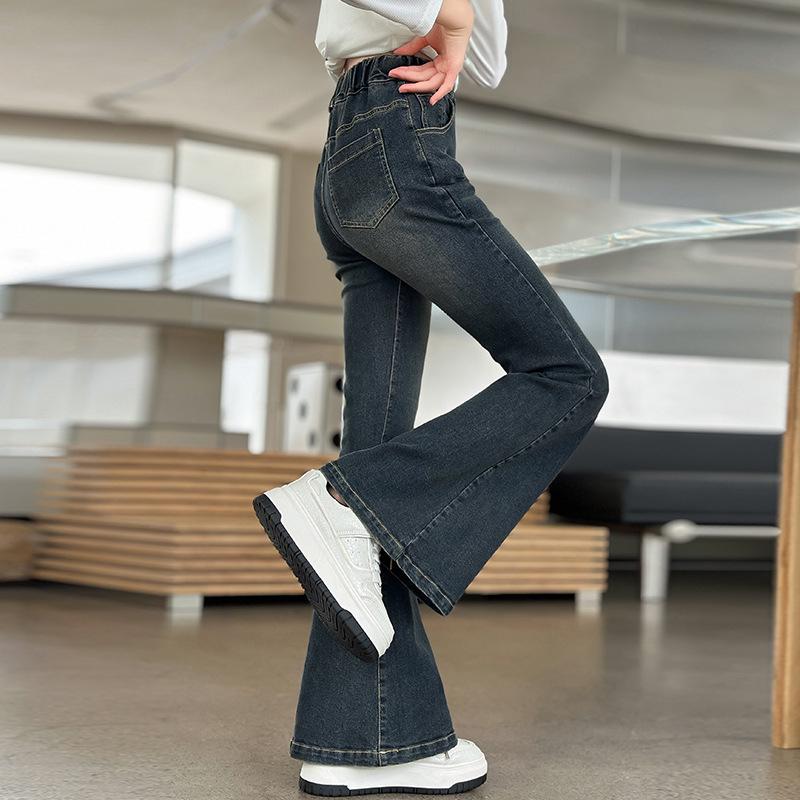 Girls' 2024 Korean Style Elastic Slim Fit Denim Flare Pants for Spring/Autumn