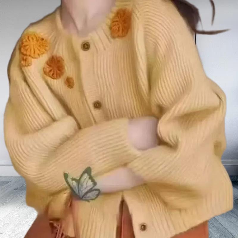 

Lazy style design sense, small man heavy industry short embroidered flower knitted sweater jacket women s new One Size жёлтый