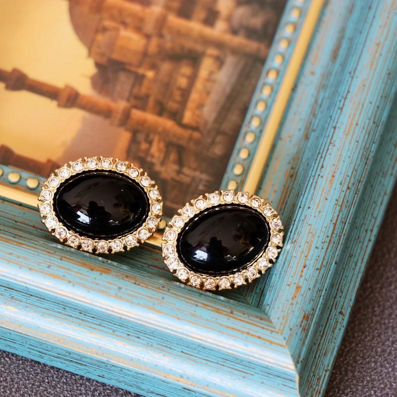 Western Retro Mapei Pearl Necklace Stud Earrings Set Hepburn Style Accessories Cheongsam Dress Neck Chain Women