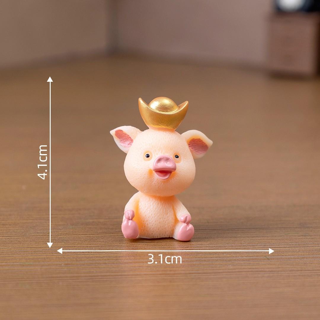 

DIY Micro Cake Car Figurine, Pig-themed Cartoon Pendant, Little Pig Resin Handicraft One Size