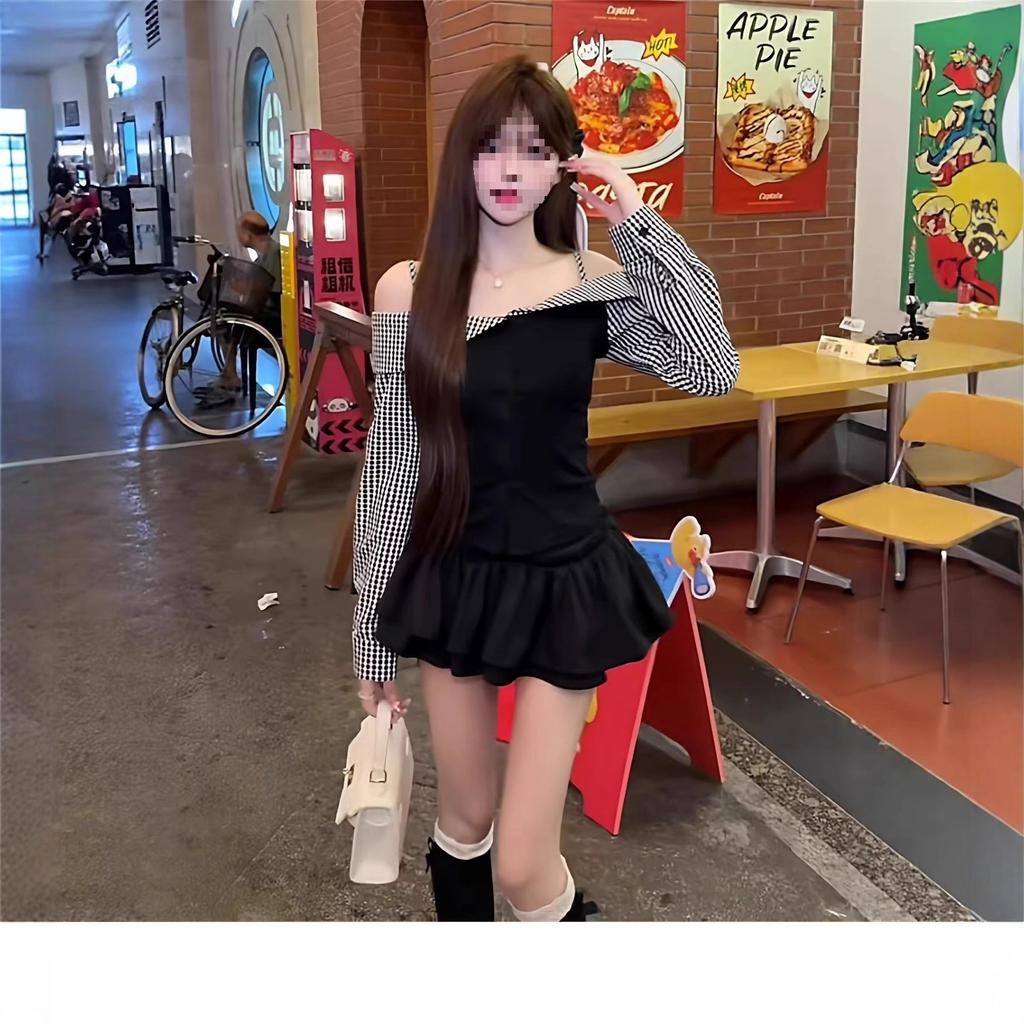 Korean retro fake two-piece off-the-shoulder plaid splicing, long-sleeved top, autumn design, Spice Girl slim suspender T-shirt