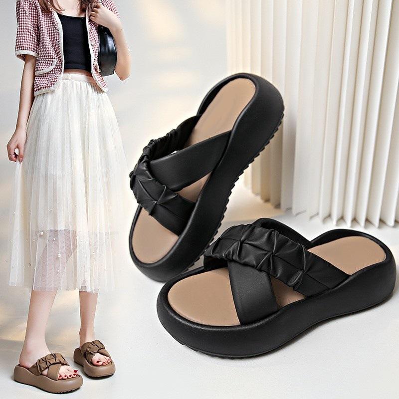 Stepping On Shit Feels Cool Slippers Women's Summer Wear 2025 New Platform Fashion Beach Shoes with Skirts One-word Slippers Pregnant Women