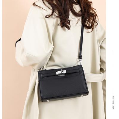 Head Cowhide Genuine Leather Bag - Locking Underarm Wallet (Premium Sense Ladies Large Capacity Commuter Crossbody Bag)