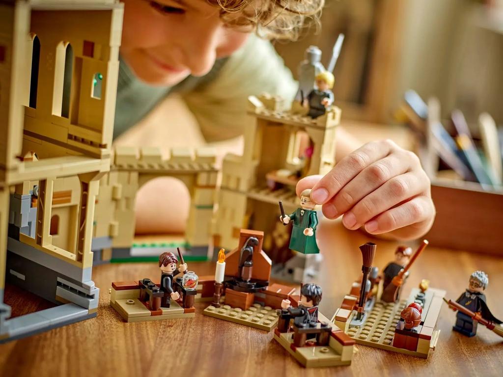 LEGO Harry Potter 76447 - Schloss Hogwarts: Besenflugstunde