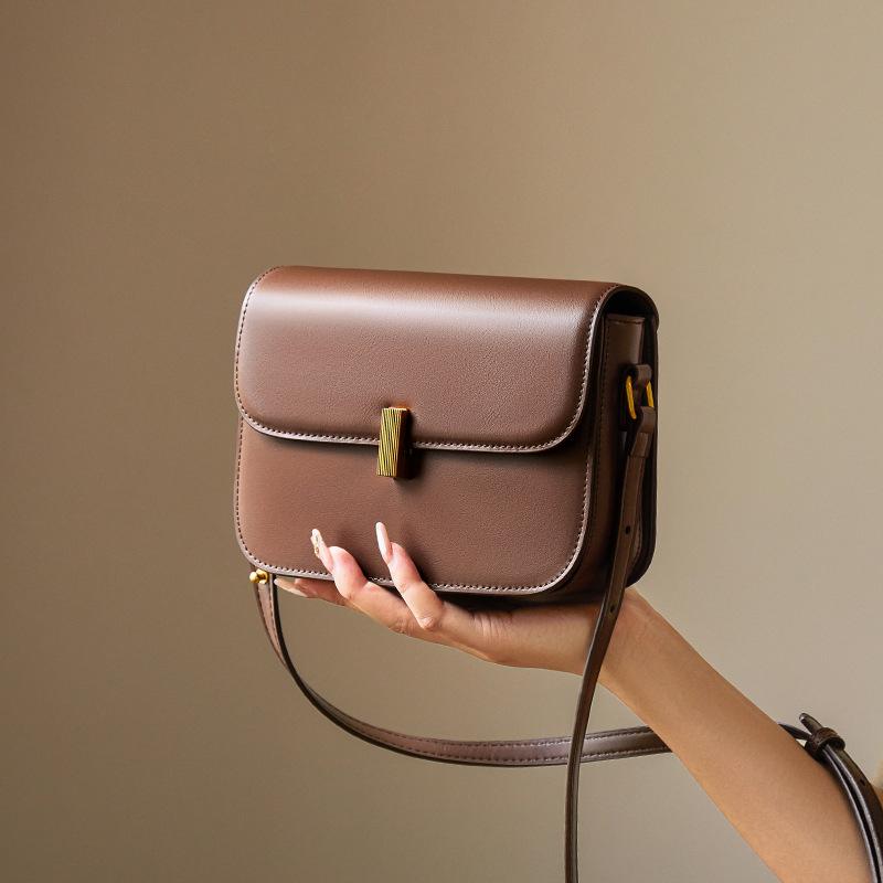 Mrs. Qiao High-End Bag for Women 2025 New Crossbody Bag Autumn Winter Small Square Bag Women's Underarm Genuine Leather Bag