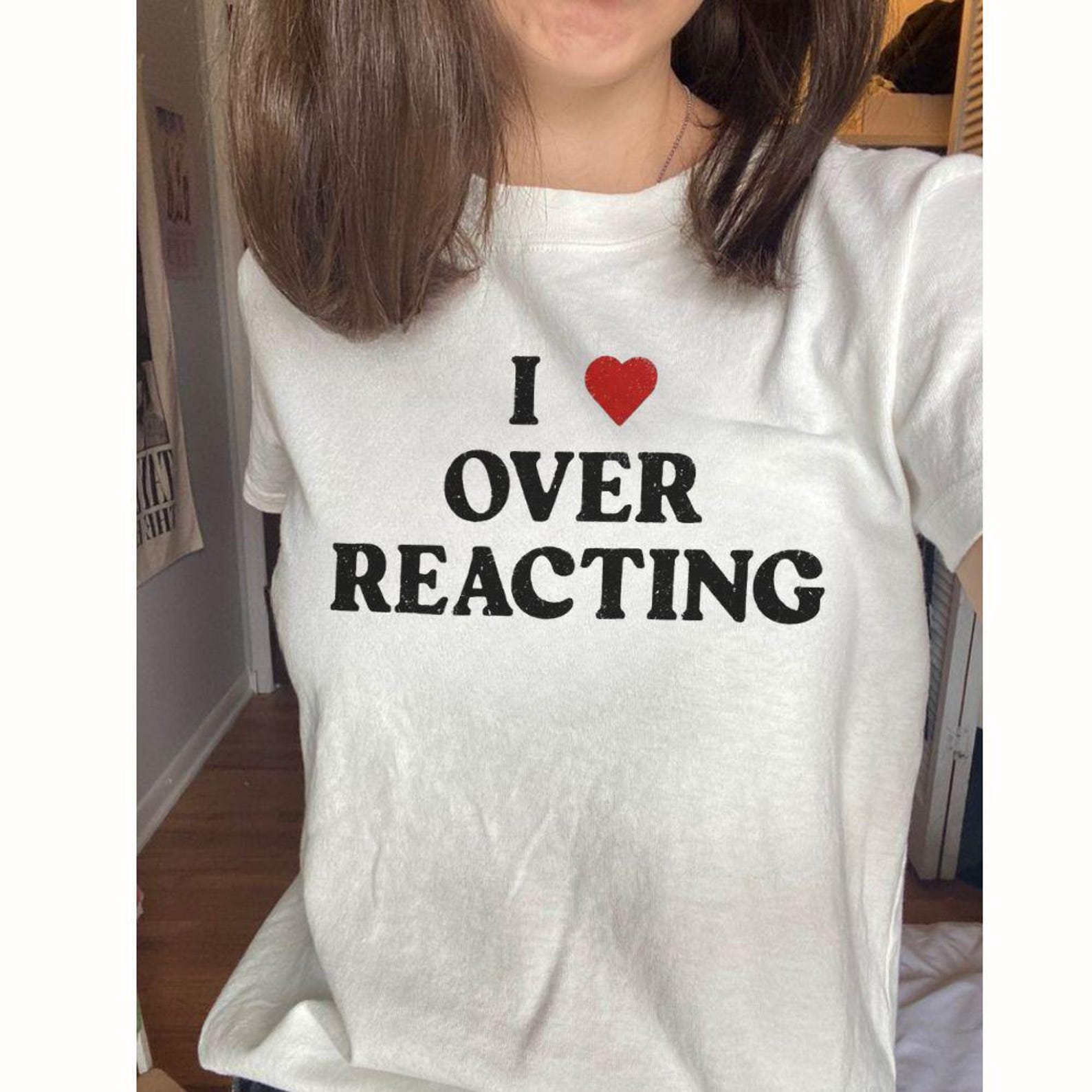 I Heart Overreacting Shirt | Funny Sarcastic Text T-Shirt | Red Heart Graphic Tee | Humorous Y2K Top M