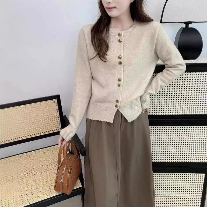 Chic Design Button Sweater Jacket Women's Lace Round Neck Waist Short Knitted Cardigan Tide