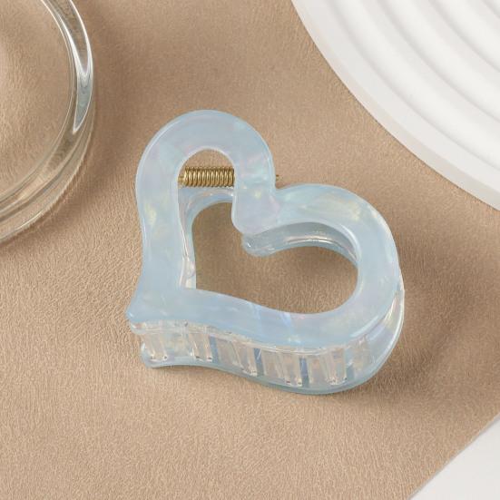 Hair Claw Anti-slip Teeth Hollow Heart Design Hair Clip Medium Size Back Head Shark Hair Claw Strong Grip Hair Accessory