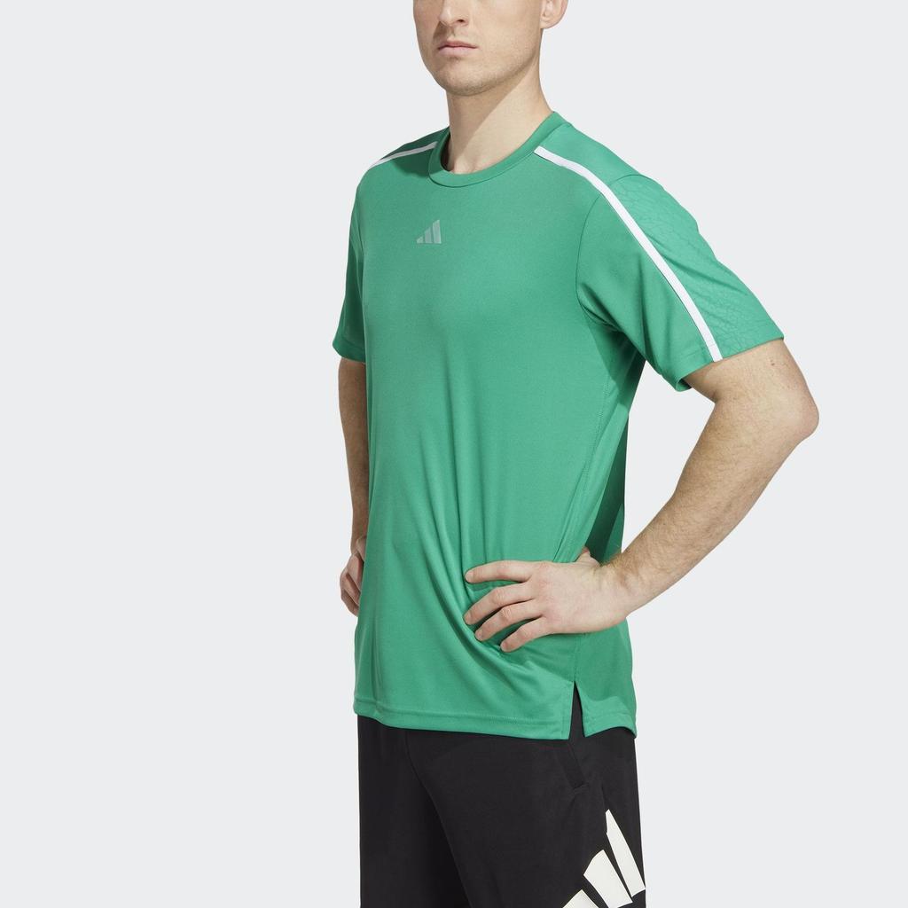 adidas T Shirts Men's Green Crew Neck Moderate Straight Fit IB7899