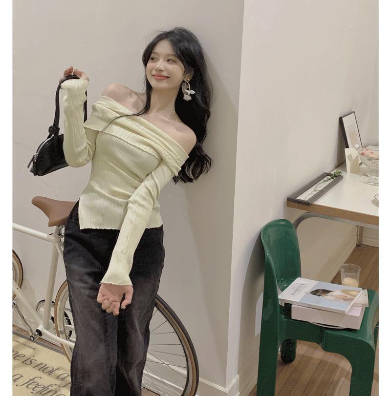 2024 French One-Shoulder Slit Knit Sweater: Women's Spring Irregular Slim-Fit Long Sleeve Top