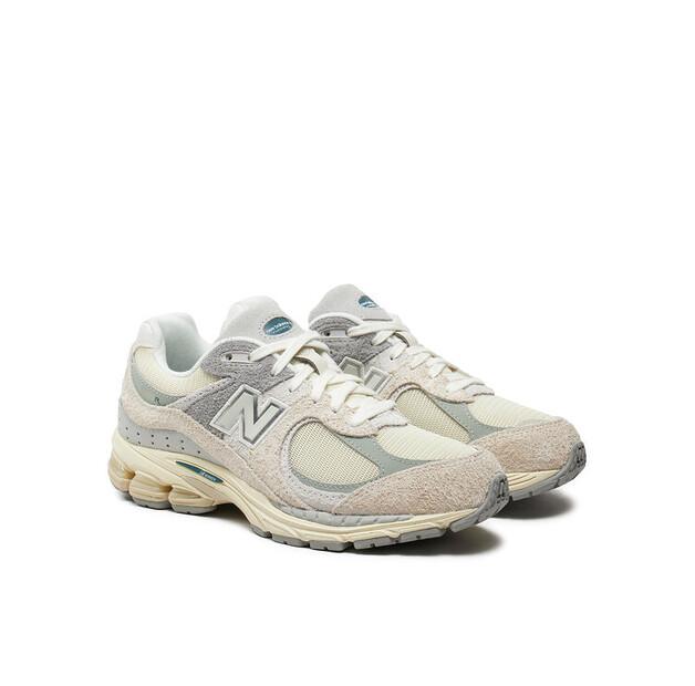 New Balance M2002REK Sneakers
