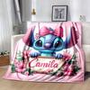 1 szt. Koc z nadrukiem Stitch - Miękki, całoroczny pled do salonu, sypialni, spersonalizowany prezent z uroczym wzorem kreskówkowym