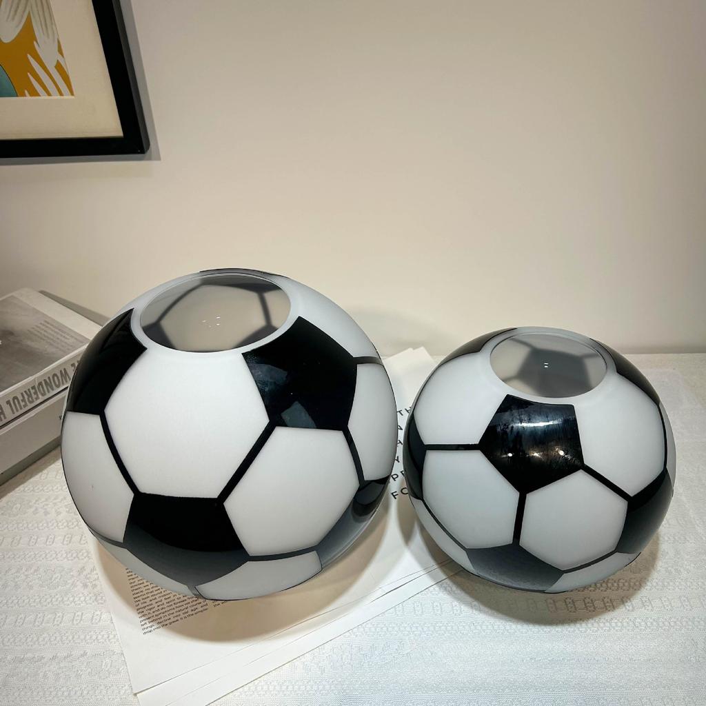 Fußballform Schwarzer und Weißer Kreis Glasvase Geometrische Fußballornamente Blumenvase Blumentopf Heimdekorationszubehör