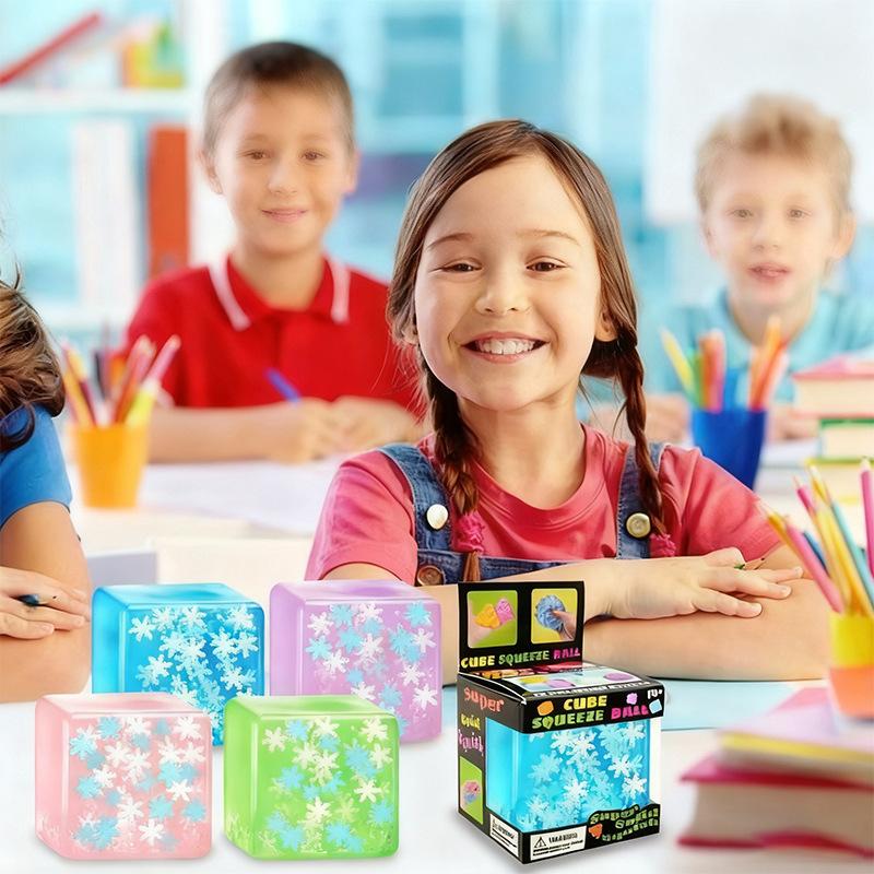 1Pcs Slow Rebound Stress Relief Ball Decompression Fidget Toy Luminous Snowflakes Ice Cube Anti-Stress  Toys For Adults