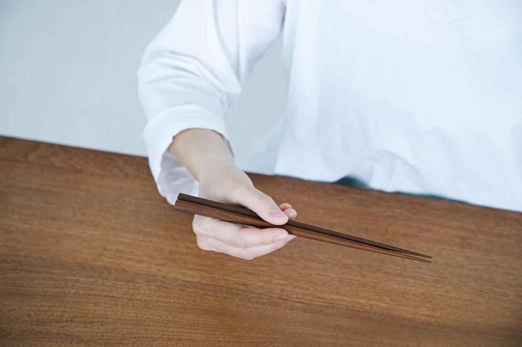 Kinto HIBI Chopsticks 235mm Iron Wood 27004