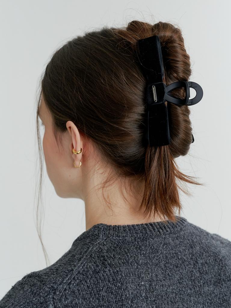 Love Me Monster Classic Velvet Ribbon Hair Clip (L233Mha060)