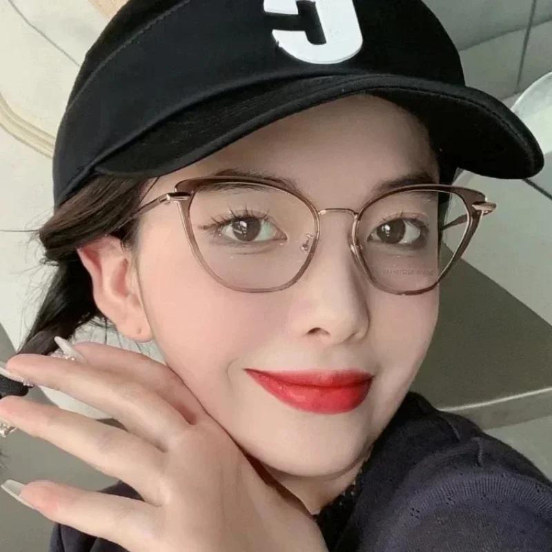 Trendy Cat Eye Myopia Glasses Unisex Color Changing Ladies Near Sight Eyeglasses Finished Prescription Pochromic Sunglasses
