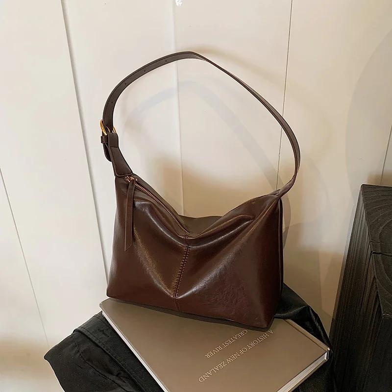 Fashion Solid Color PU Zipper Women's Shoulder Bag 2026 New Soft Versatile Simple Handbag Large Capacity Popular Crossbody Bags