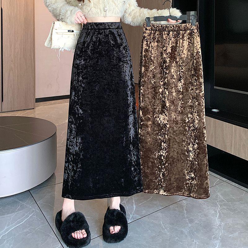 2025 Retro Gold Velvet Midi Skirt: Thickened, Slim, Mid-Length Slit for Autumn/Winter, Perfect for Halloween