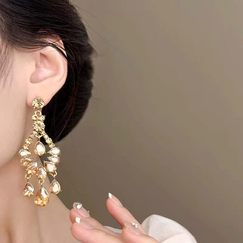 Silver Needle Diamond Inlaid Water Drop Tassel Stud Earrings - High-End Geometric Fashion for Women