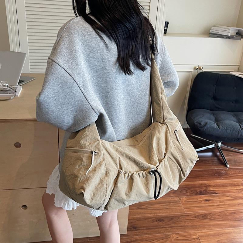 Stylish and Niche Design, Large-capacity Single-shoulder Bag, Fashionable and Casual Women's Crossbody Tote Bag