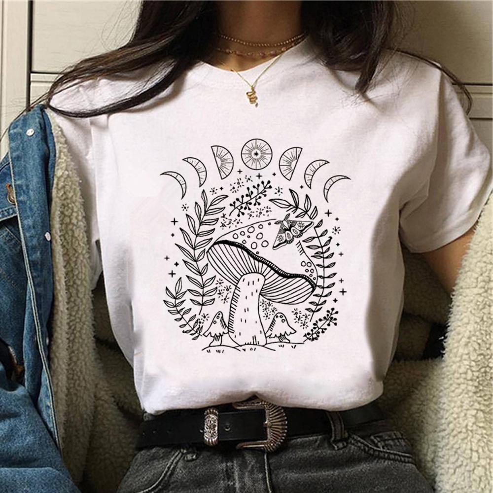 Witch Triple Moon Gothic Sun Top Women Harajuku T-shirts Girl Graphic Harajuku 2000s Clothing Graphic T Shirts Fashion  Y2K Top