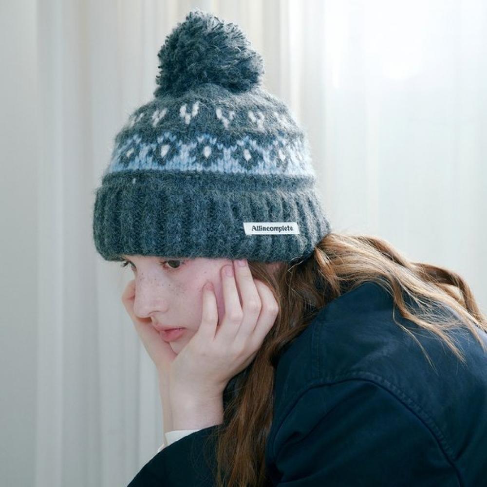 Allincomplete Heart Diamond Bell Beanie  2 Colors Red (Heart Diamond)