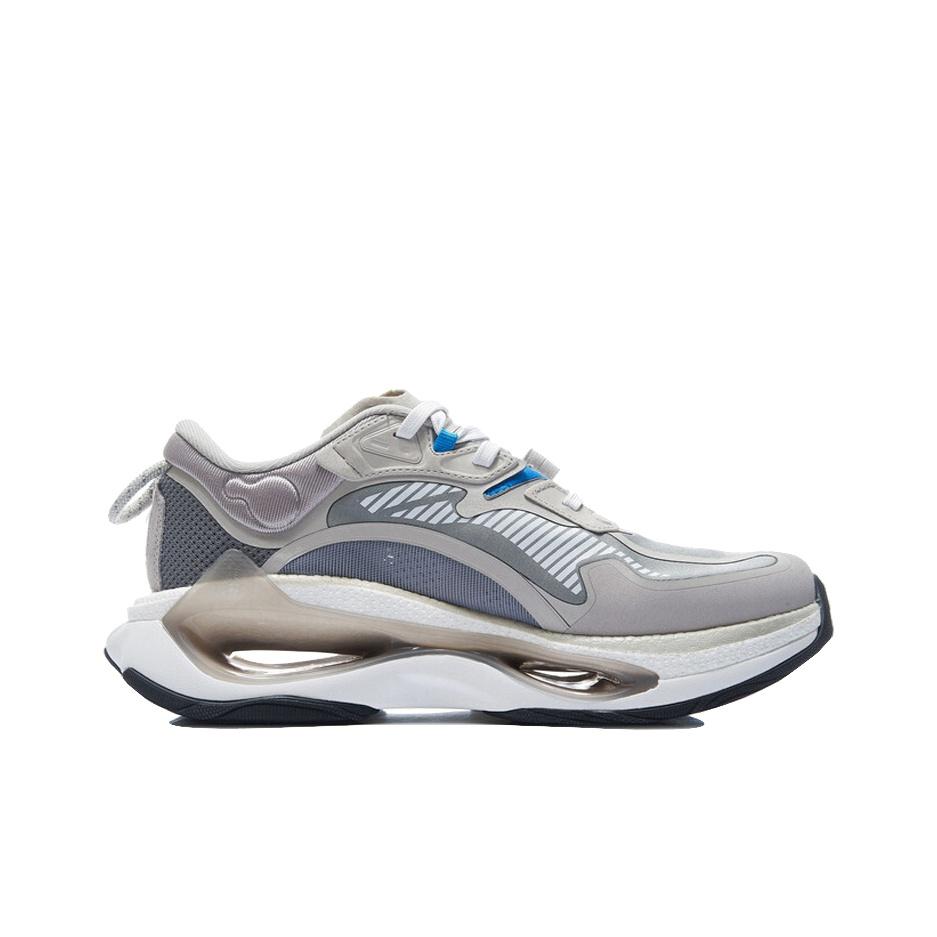 Li Ning Süper Sonsuz Kumaş TPU Darbe Emici Kaymaz Aşınmaya Dayanıklı Hafif Düşük Üst Koşu Ayakkabısı Erkek spor ayakkabı Açık Gri AGLR073-4