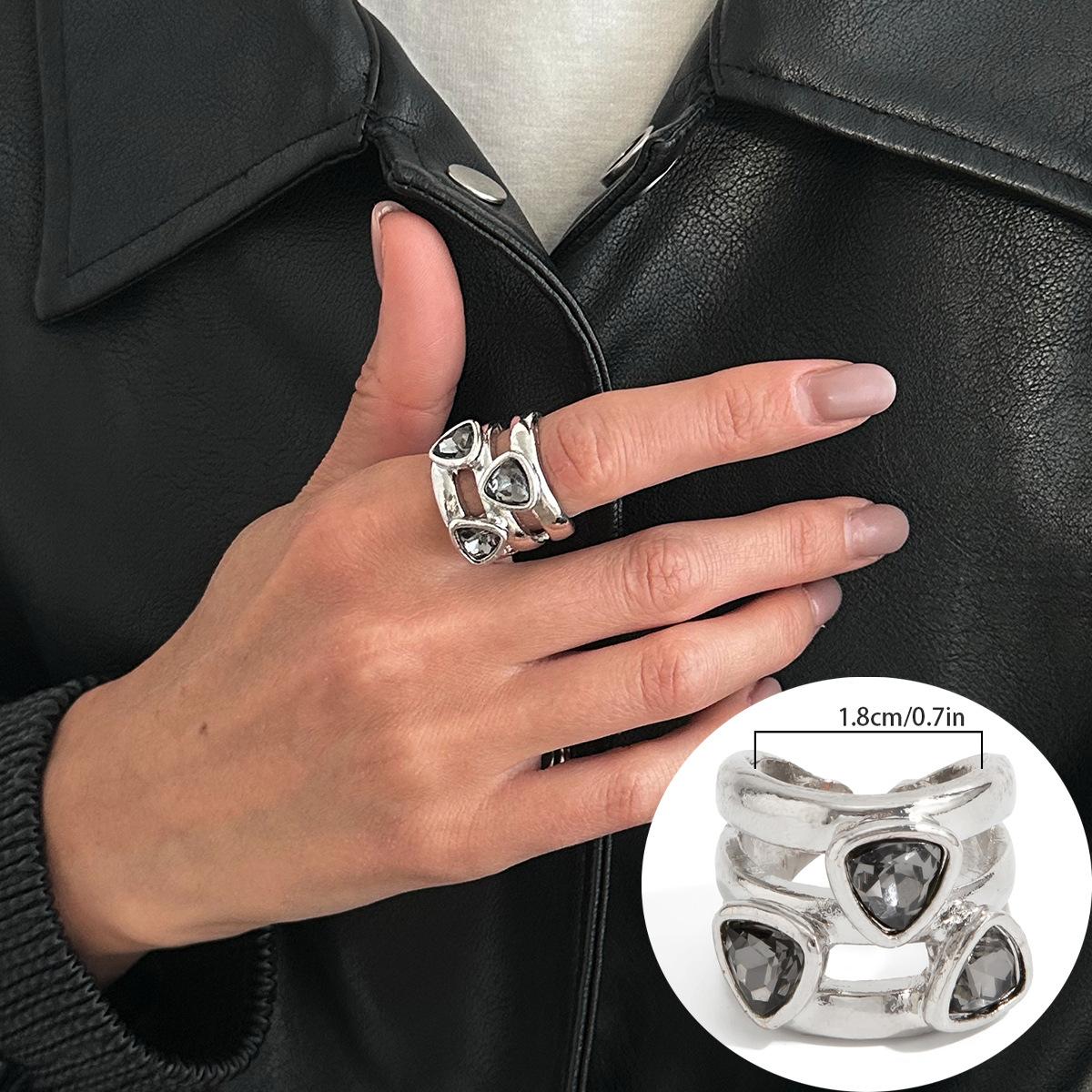 

Punk Trendy Luxury Silver Edging Geometric Square Acrylic Imitation Gemstone Bead Elastic Bracelet Ring Sets for Men Jewelry