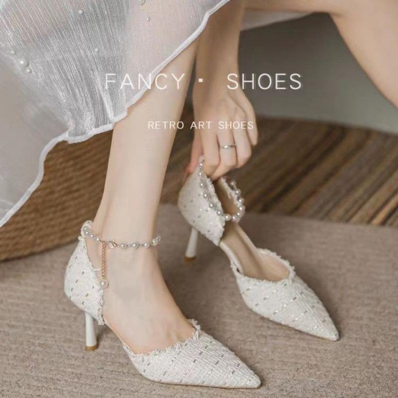 Fashion Womens Pumps Xiaoxiang Style Wedding Luxury Brand Design String Bead Pearls High Heels Lady Sexy Elegant Pointed Toe Pearl Shoes