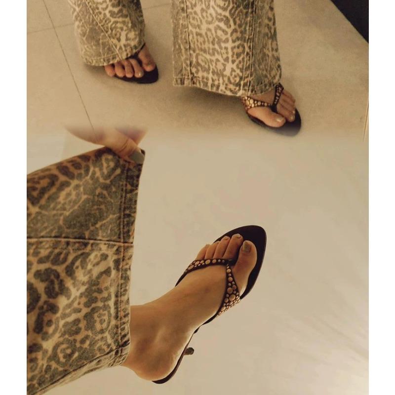 Fashion New Black Rivets Studded High Heel Sandalen Women Summer Flip Flop Sandals Sexy Thin Heels Shoes Designer Slippers