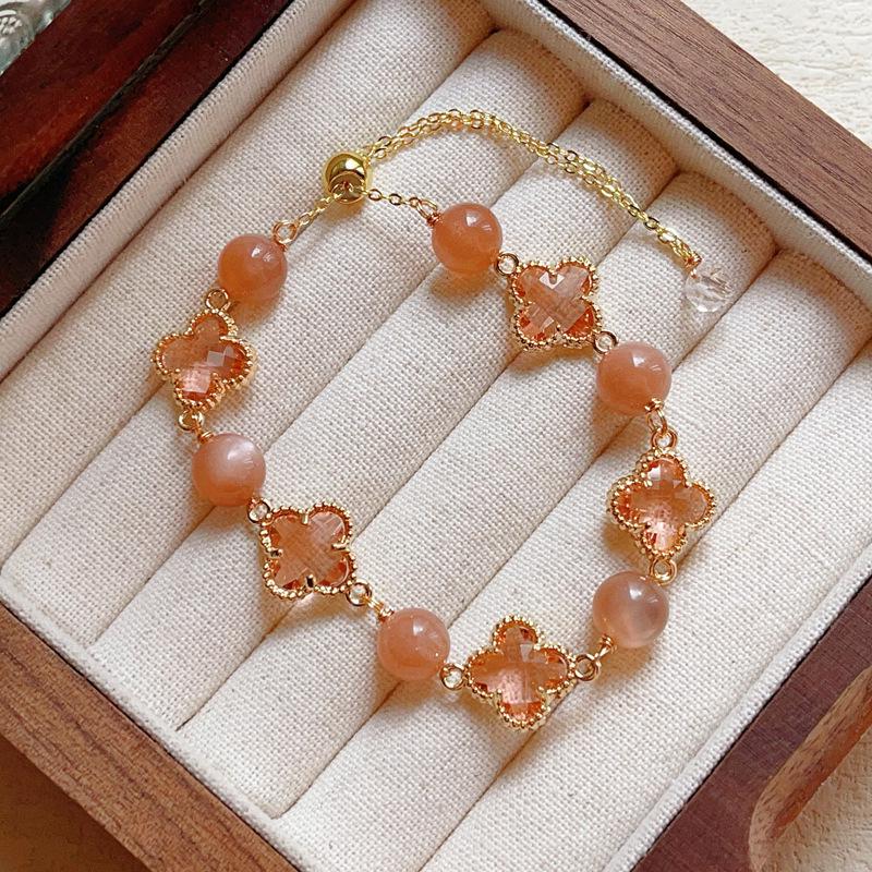 Green Rutilated Quartz & Obsidian Four-Leaf Clover Bracelet - Dreamy Wonderland Design for Women, Unique Gift.