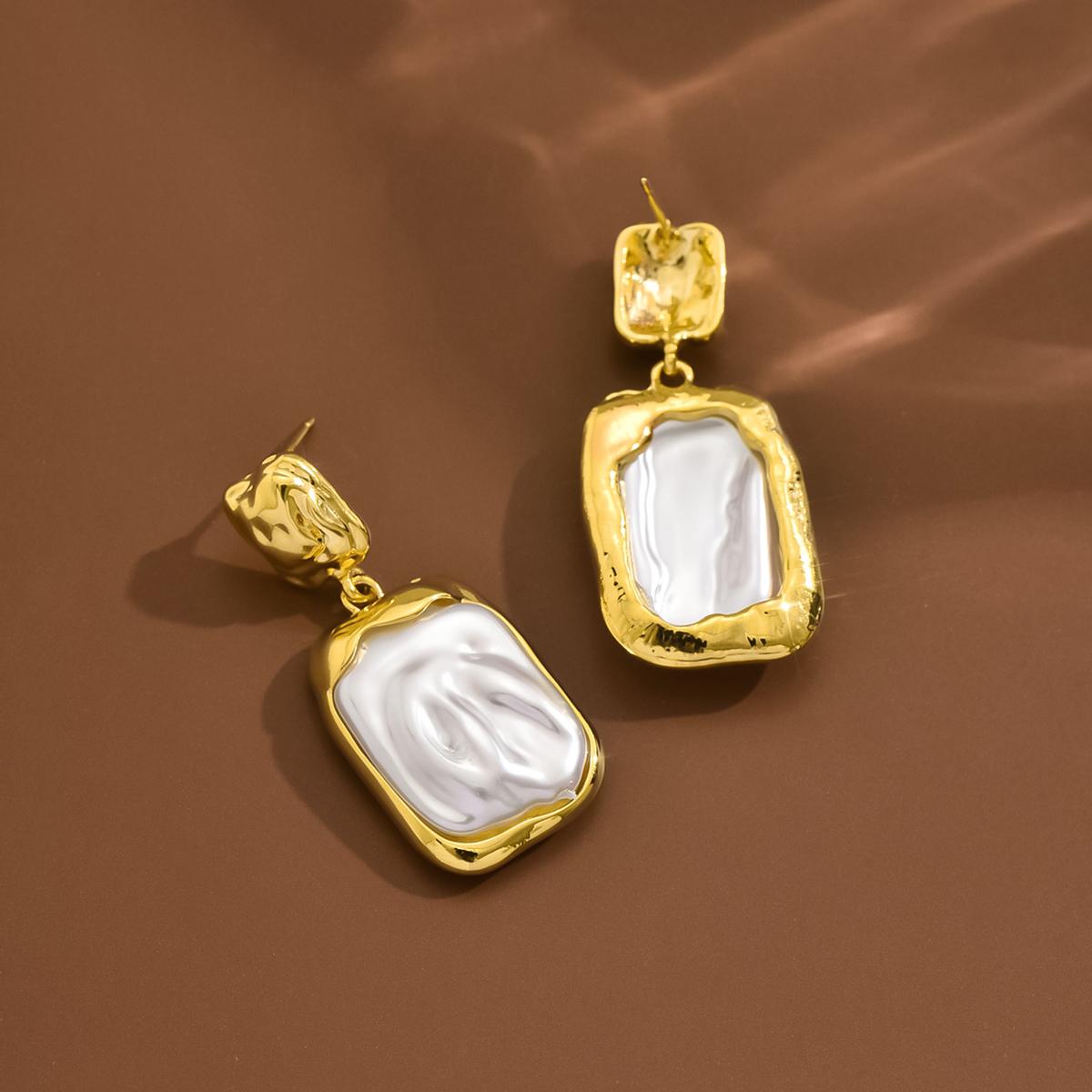 

2 шт. женские модные геометрические квадратные серьги с покрытием из 18-каратного золота, подходят для свиданий, вечеринок и в качестве праздничного подарка-1371