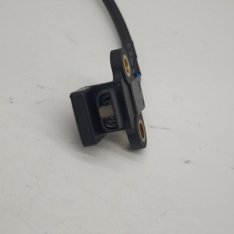 NEW 39318-39800 Engine Camshaft Position Sensor FOR 01-05 HYUNDAI XG350 KIA Sorento 3931839800