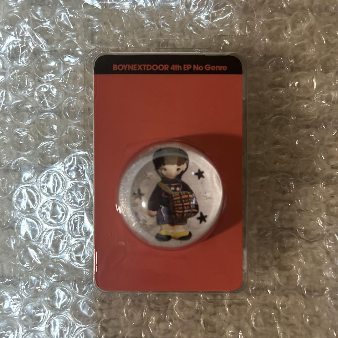 

[USED] boynextdoor Pop-up SmartTock Taesan